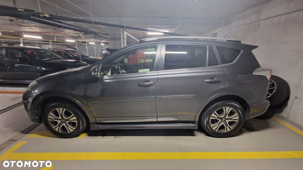 Toyota RAV4 2.2 D-CAT Prestige - 15