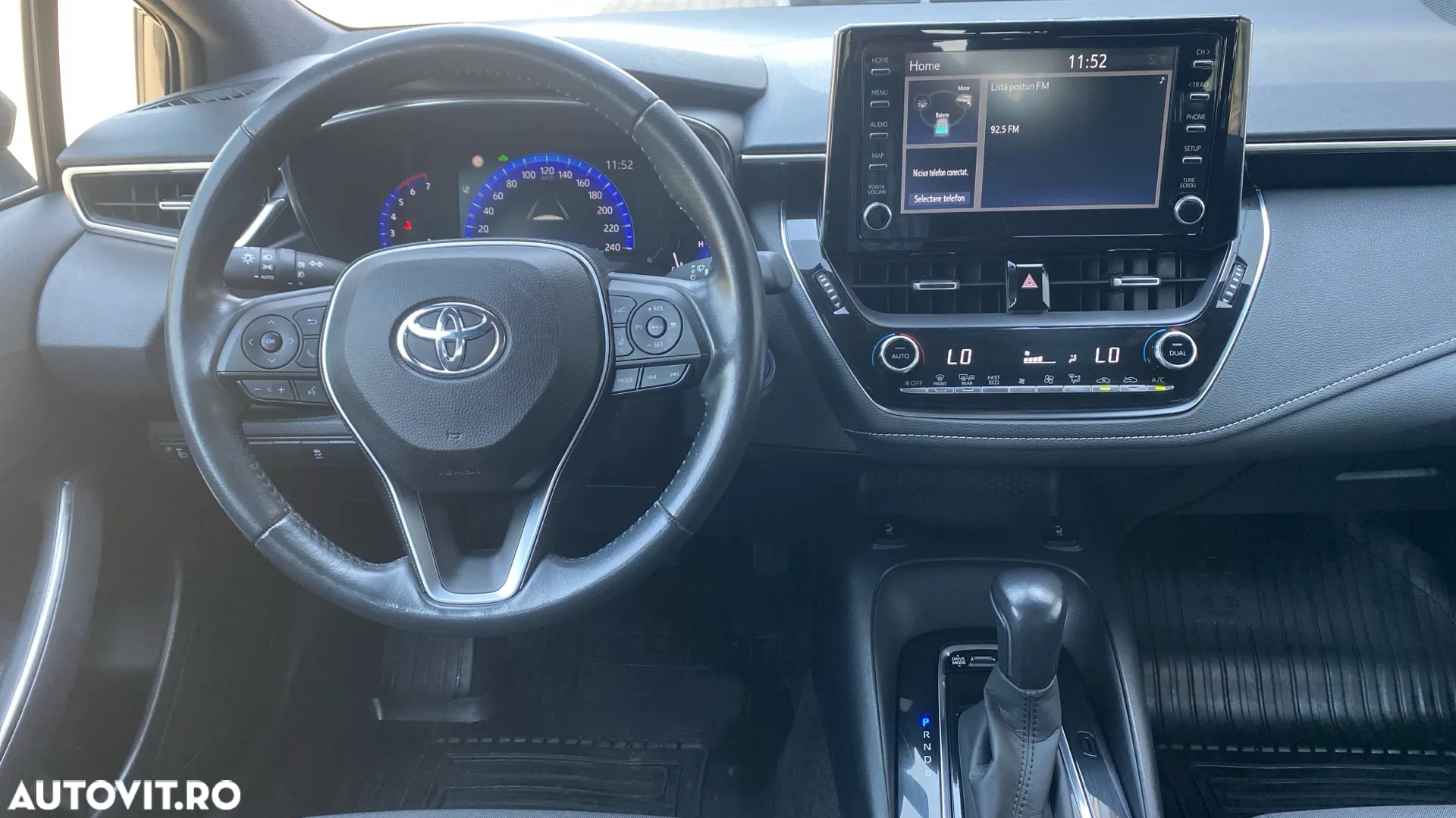 Toyota Corolla 1.8 HSD Business - 8