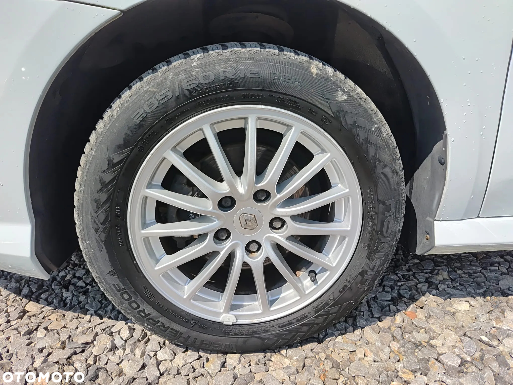 Renault Laguna - 4