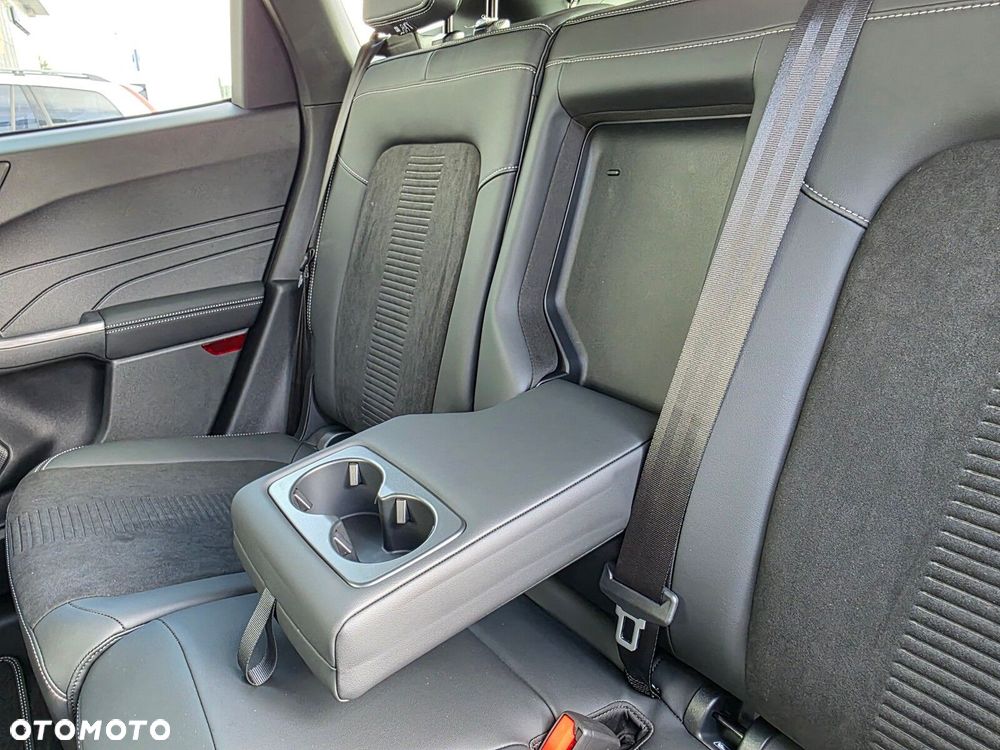 Ford Kuga - 31