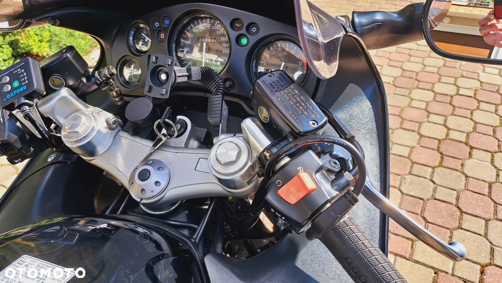 Honda CBR - 9