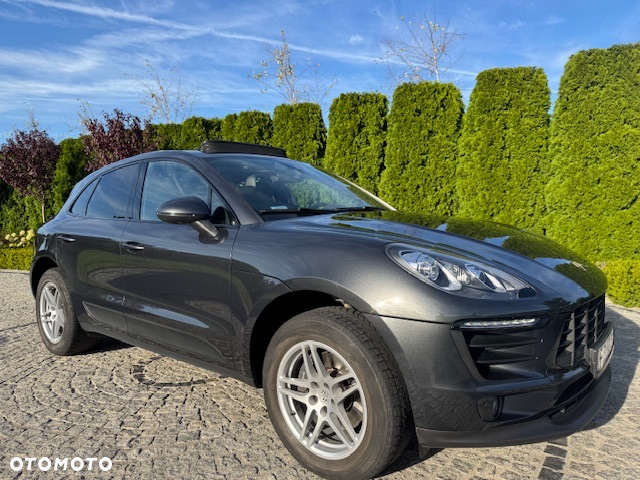Porsche Macan Standard - 2
