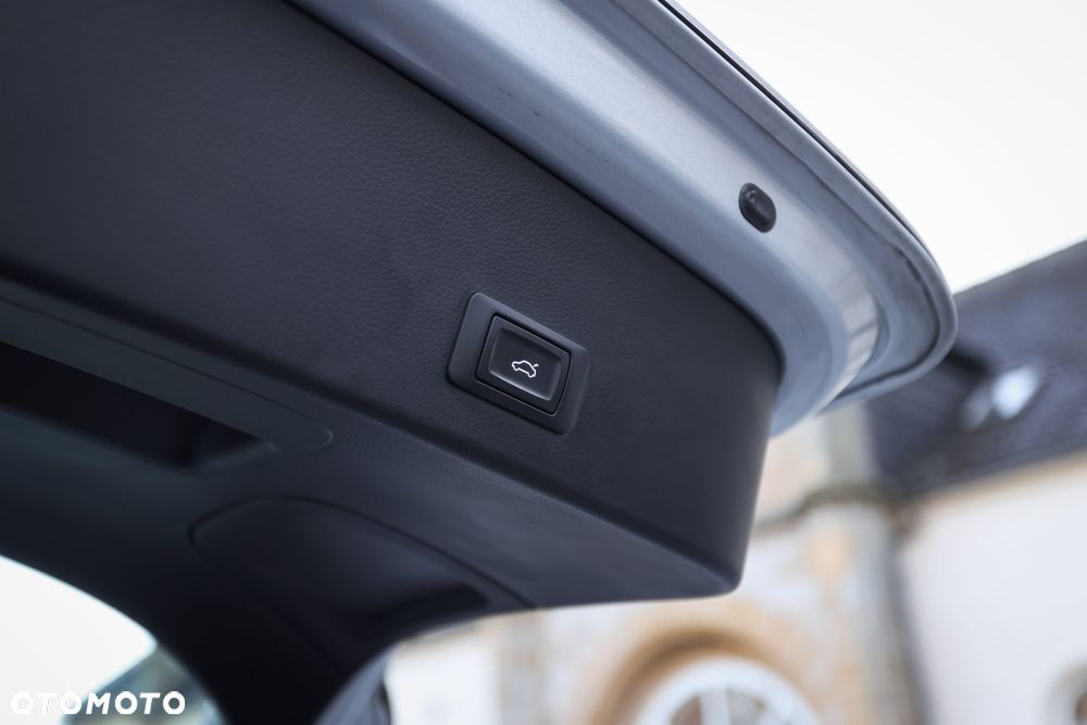 Audi A6 Avant 2.0 TDI Ultra S tronic - 21