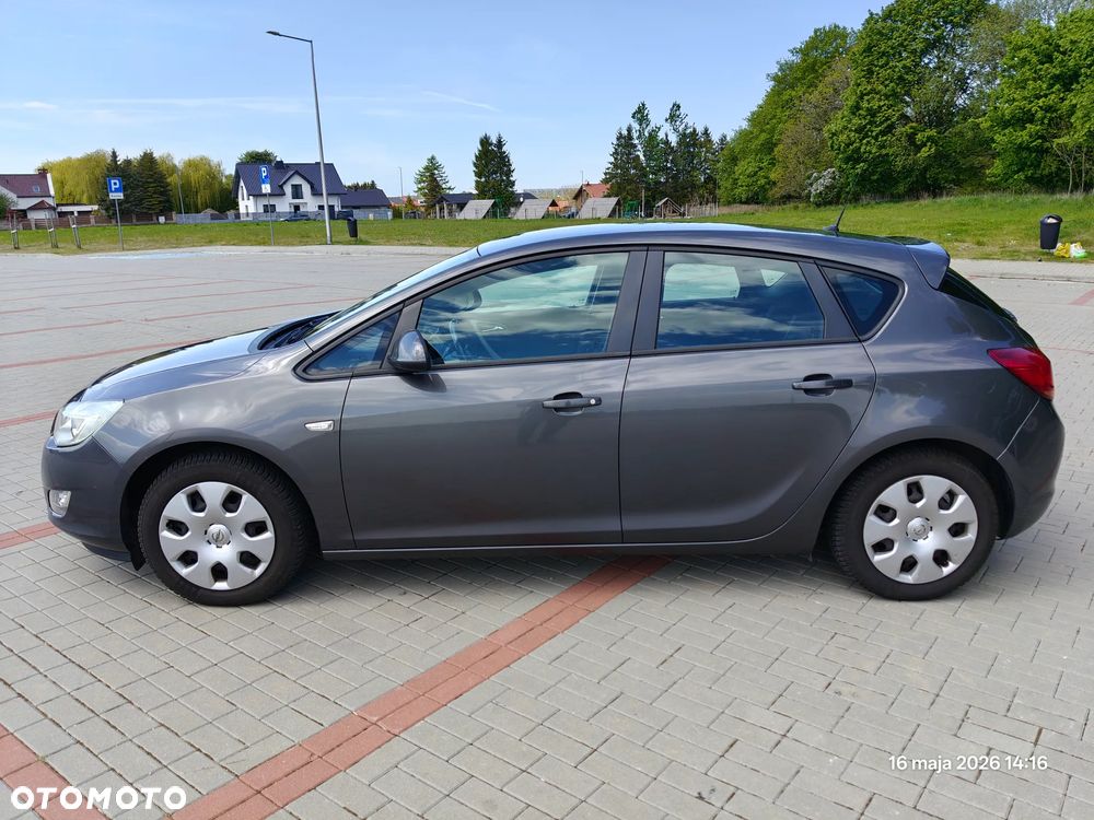 Opel Astra 1.6 Cosmo - 7