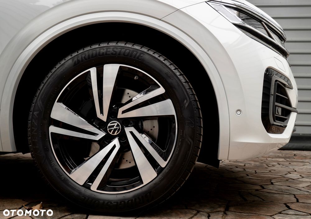 Volkswagen Touareg 3.0 V6 TFSI 4Motion R-Line - 18