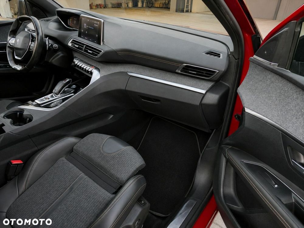 Peugeot 3008 - 13