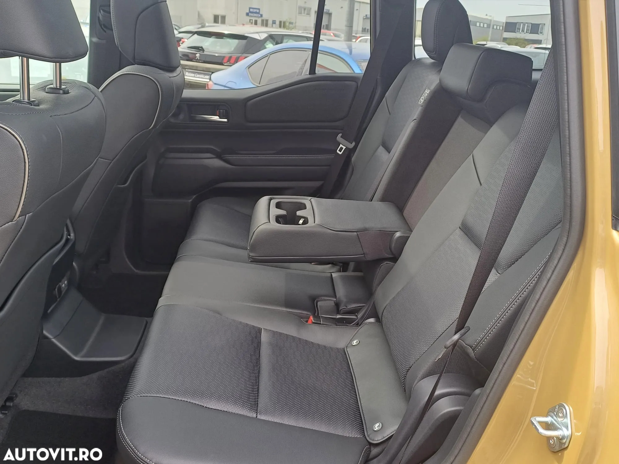 Toyota Land Cruiser 2.8l D-4D 204 CP A/T 7 locuri Luxury AVS Brown - 10
