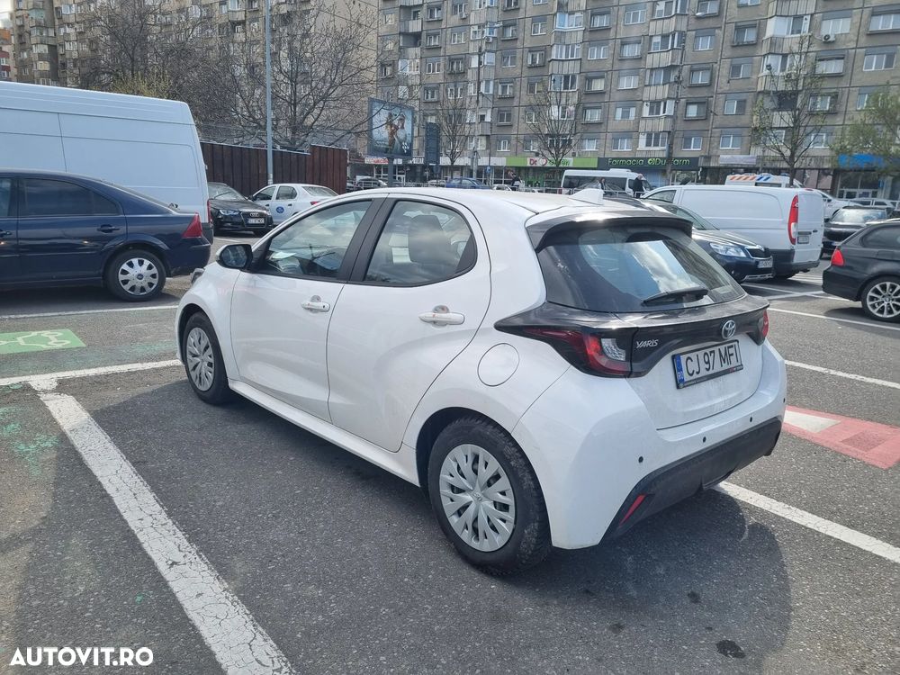 Toyota Yaris - 3