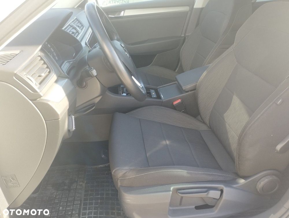 Skoda Superb 2.0 TDI SCR Style DSG - 23