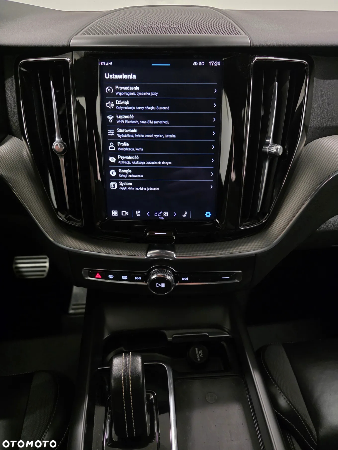 Volvo XC 60 B4 D AWD Plus Dark - 12