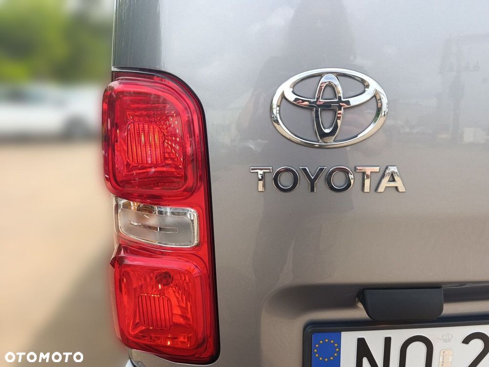 Toyota PROACE - 32