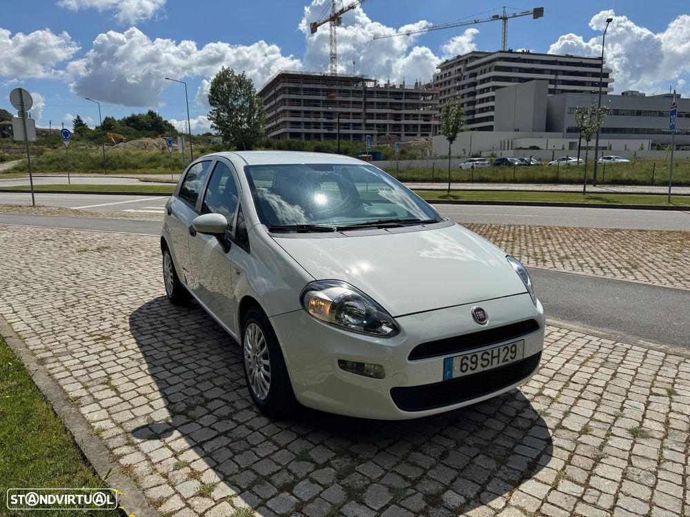 Fiat Punto 1.3 M-Jet Lounge S&S - 17