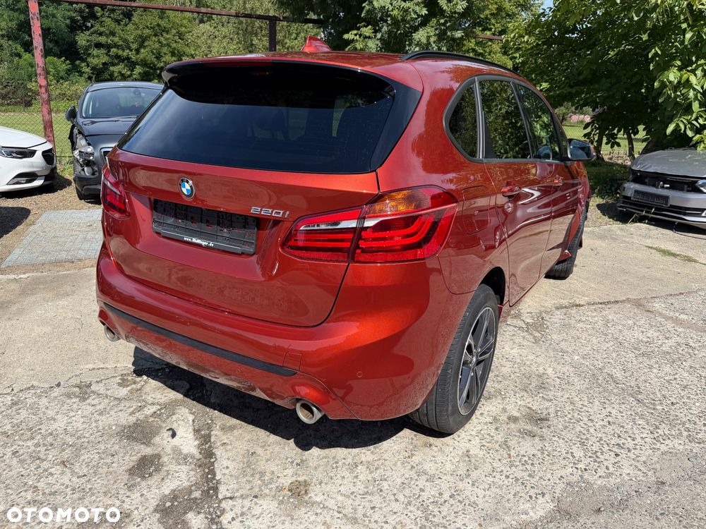 BMW Seria 2 220i Sport-Aut Sport Line - 38