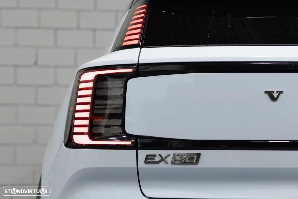 Volvo EX30 Twin Motor Performance AWD Ultra - 8