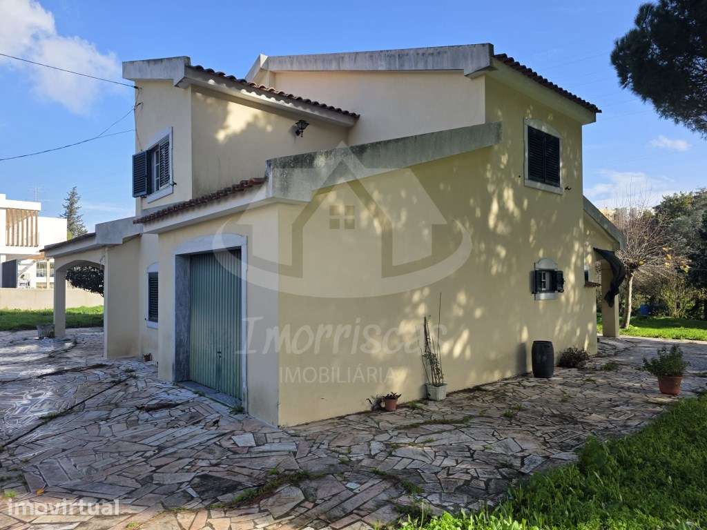 Moradia isolada T4 na Pontinha, Odivelas - Grande imagem: 2/45