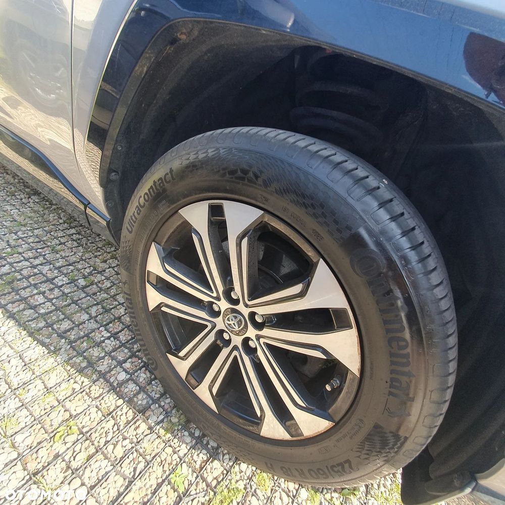 Toyota RAV4 2.5 Hybrid Black Edition by JBL 4x2 - 10