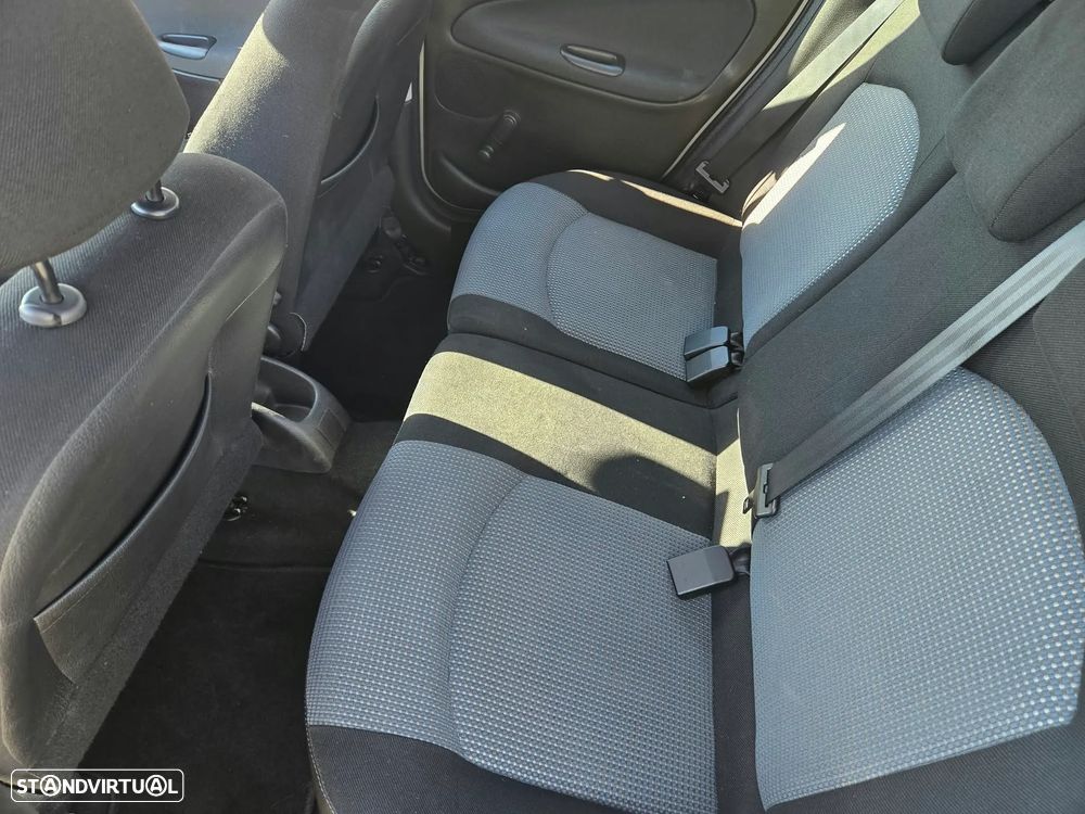 Peugeot 206 1.1 Color Line - 5