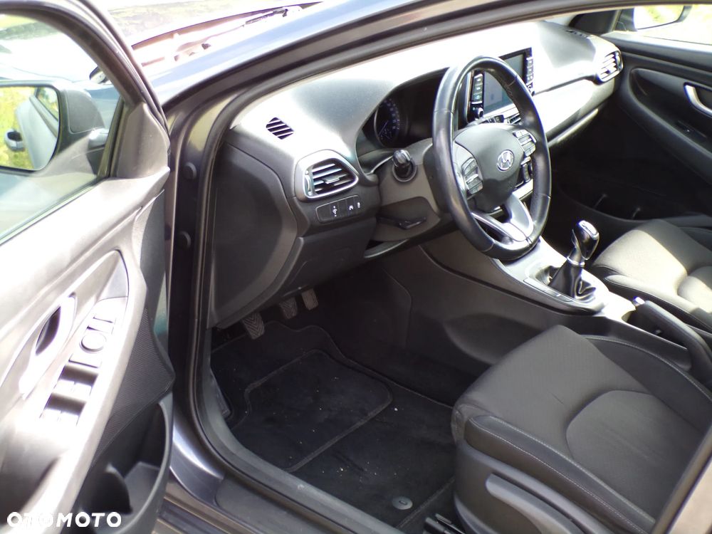 Hyundai i30 1.6 CRDI Intro Edition - 18