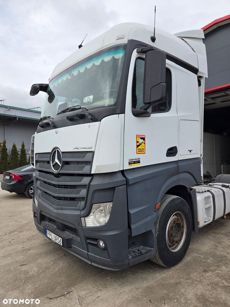 Mercedes-Benz Actros - 2
