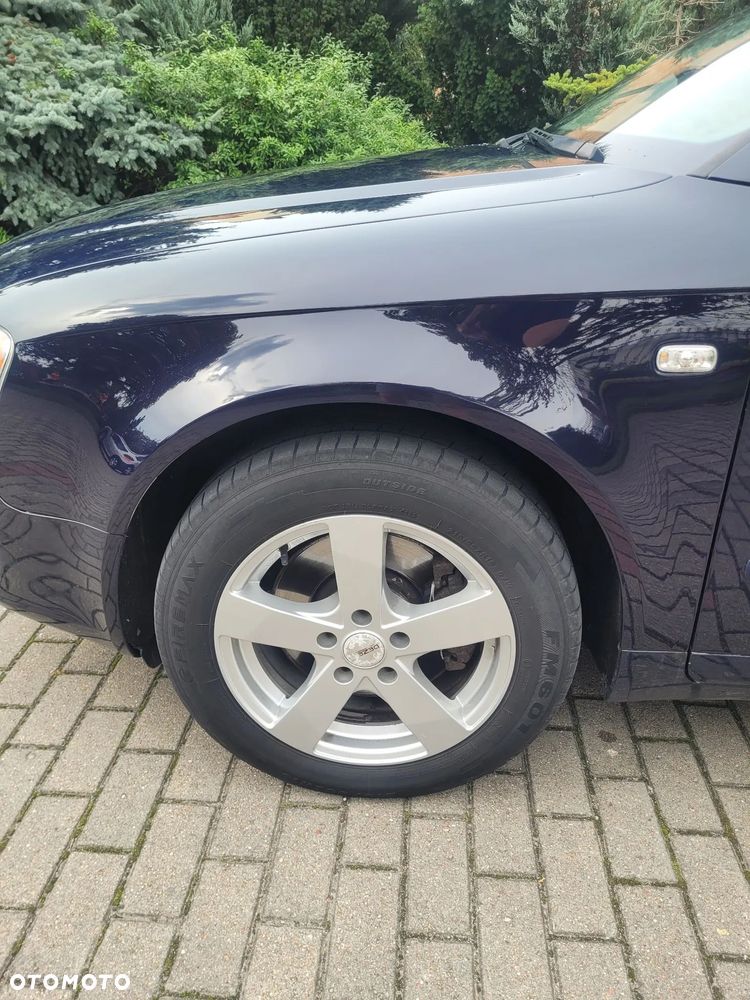 Audi A4 Avant - 8