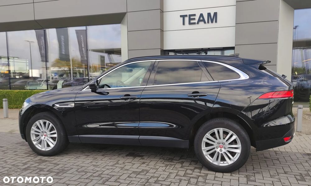 Jaguar F-Pace - 14