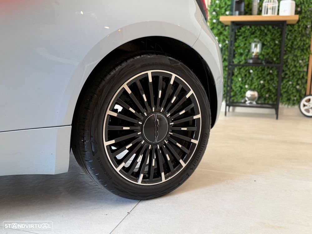 Fiat 500e La Prima - 3