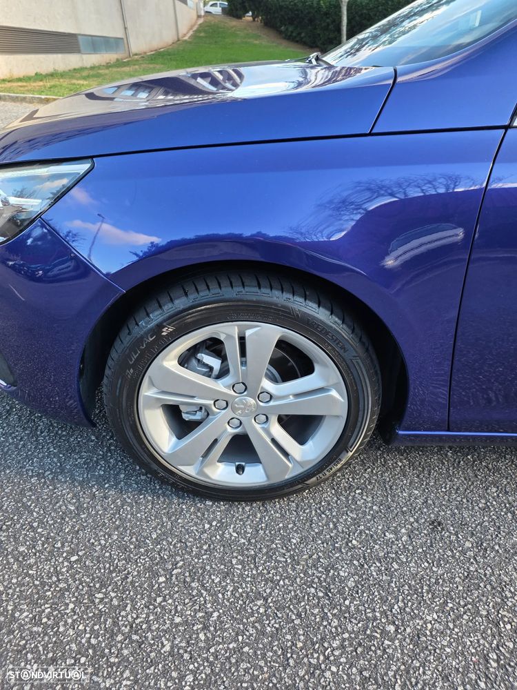 Peugeot 308 1.2 PureTech Allure EAT8 - 10