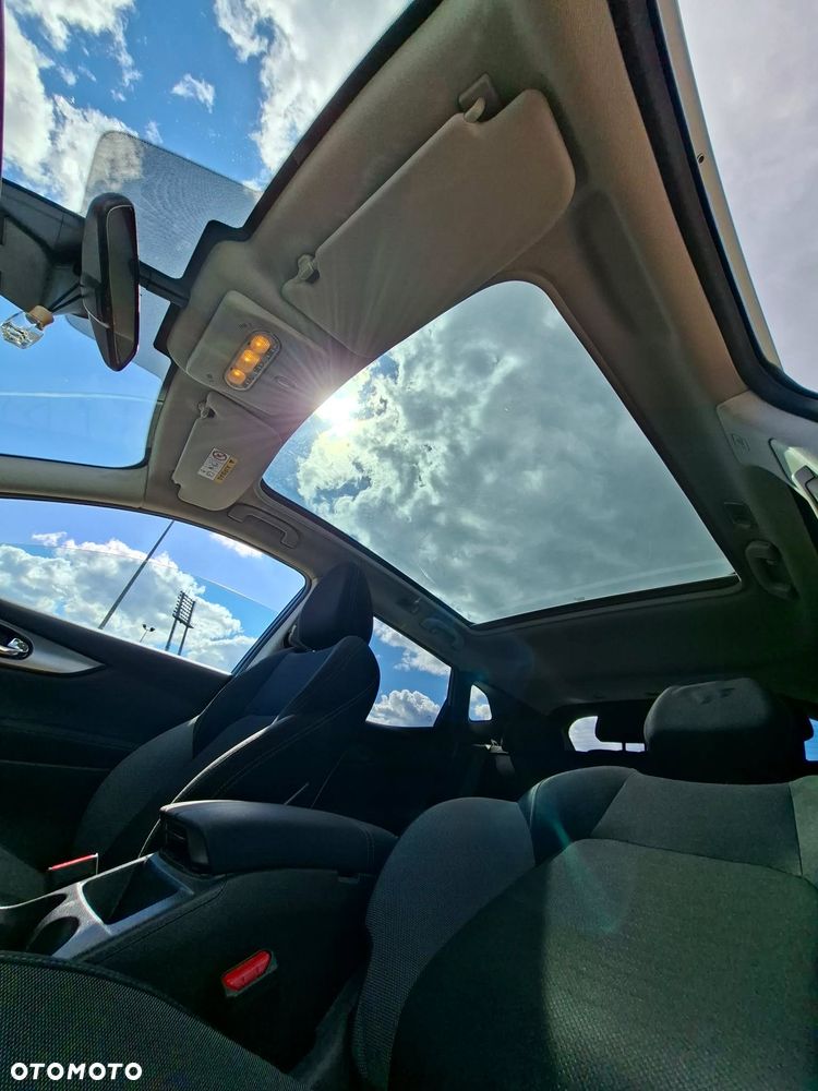 Nissan Qashqai 1.6 DIG-T N-Connecta - 7