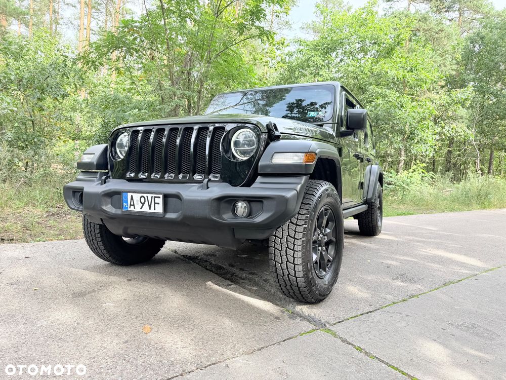 Jeep Wrangler - 13