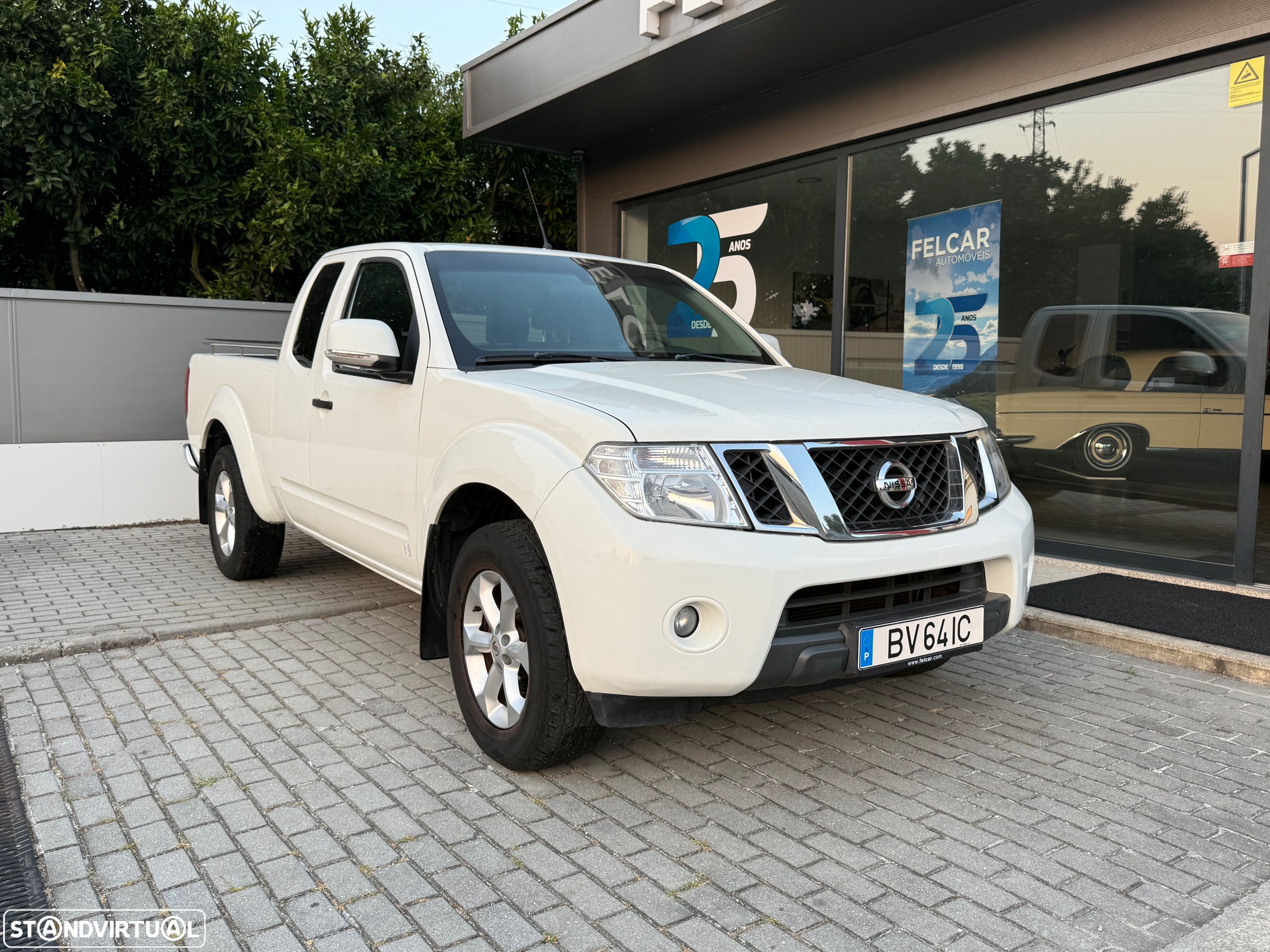 Nissan Navara 2.5 DCI King Cab 4 Lugares - 1