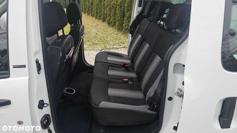 Dacia Dokker TCe 115 Stepway - 12