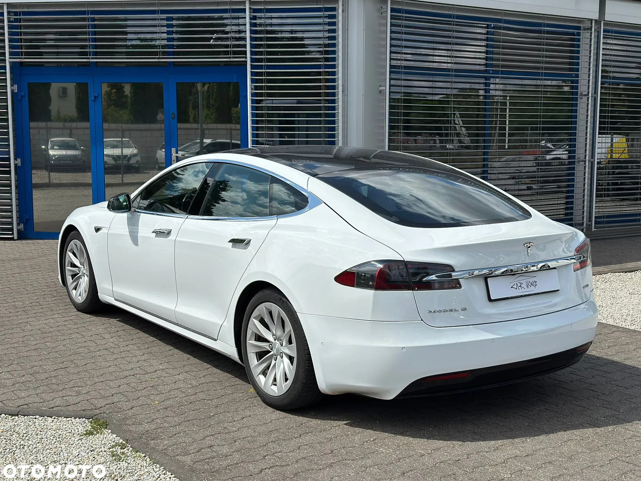 Tesla Model S 90 D - 4