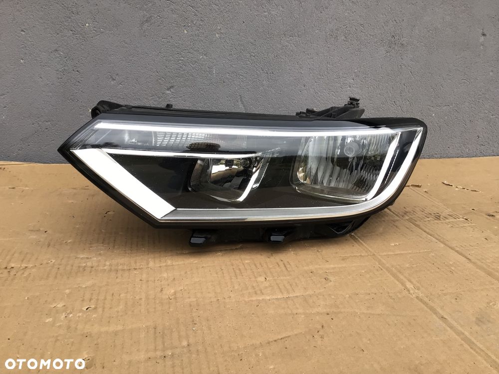 Lampa przednia lewa VW Passat B8 H7 zwykła