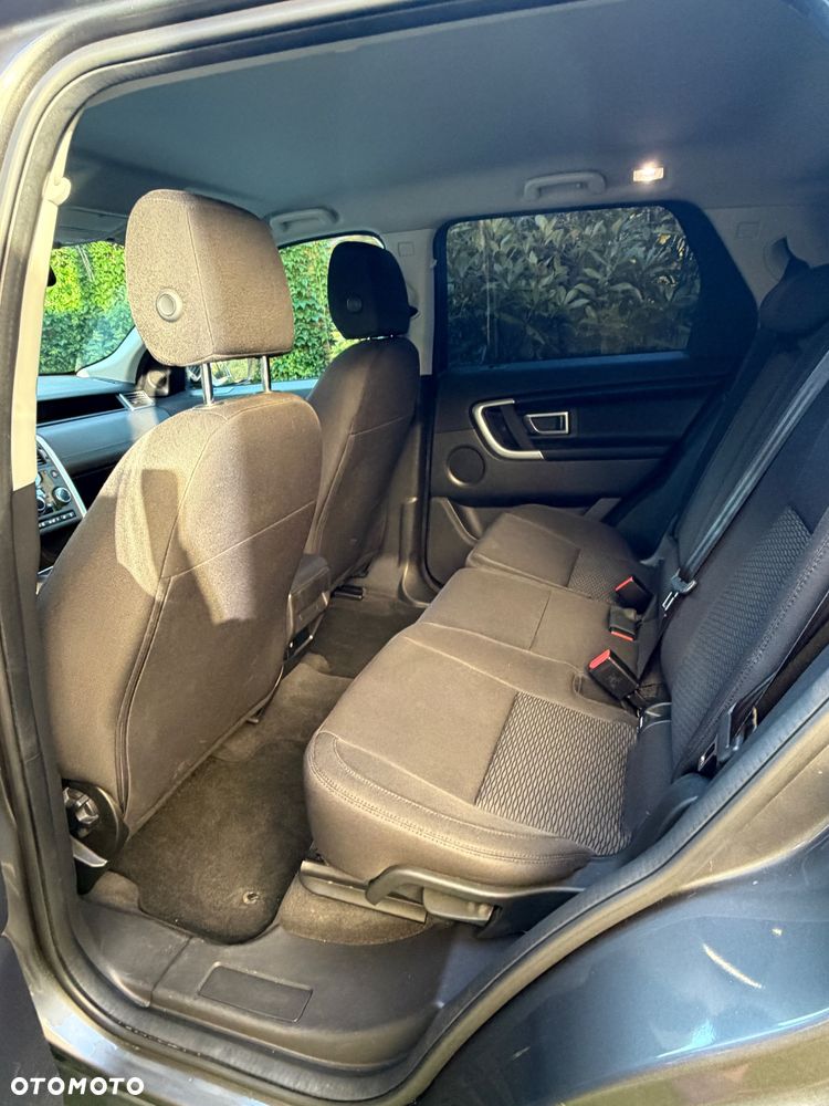 Land Rover Discovery Sport - 10