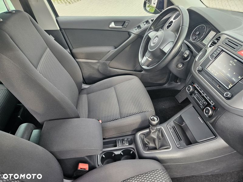 Volkswagen Tiguan - 23