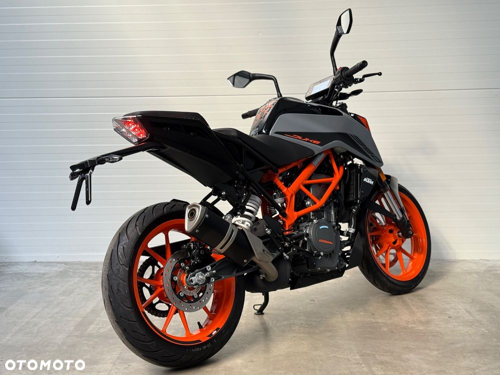 KTM Duke - 3