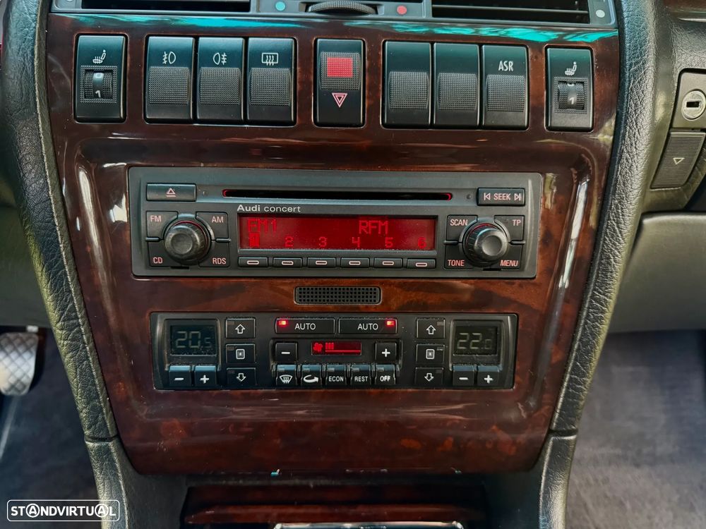 Audi A8 2.5 TDi - 31