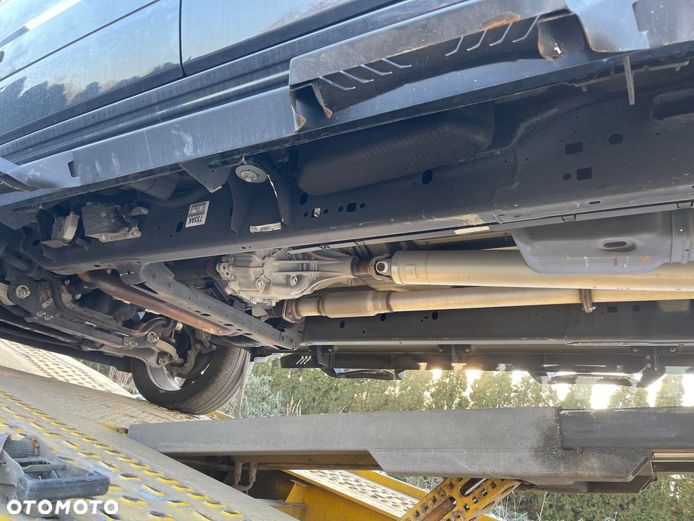 RAM 1500 5.7 Crew Cab Longbed Laramie Black - 11