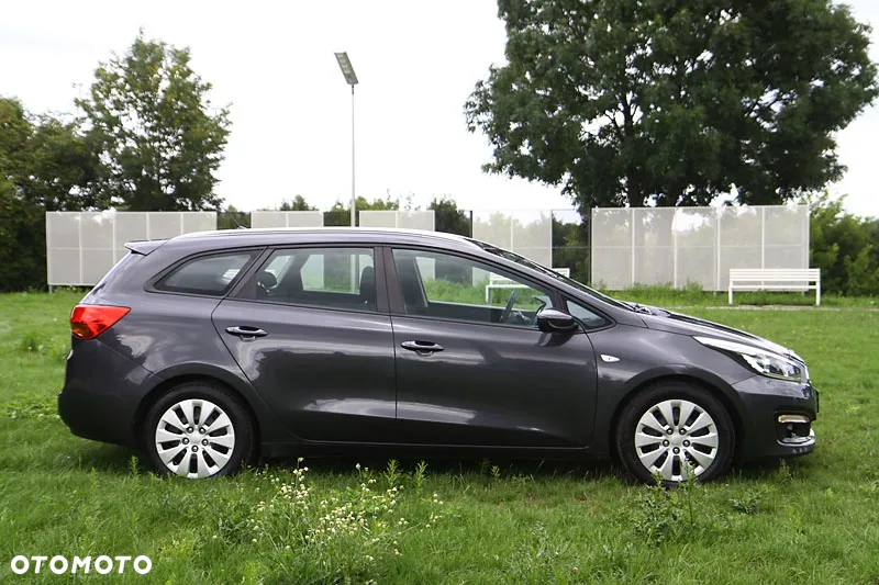 Kia Ceed - 6