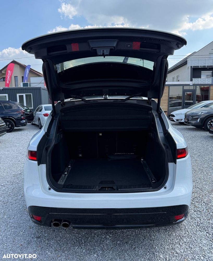 Jaguar F-Pace 20d Aut. R-Sport - 16
