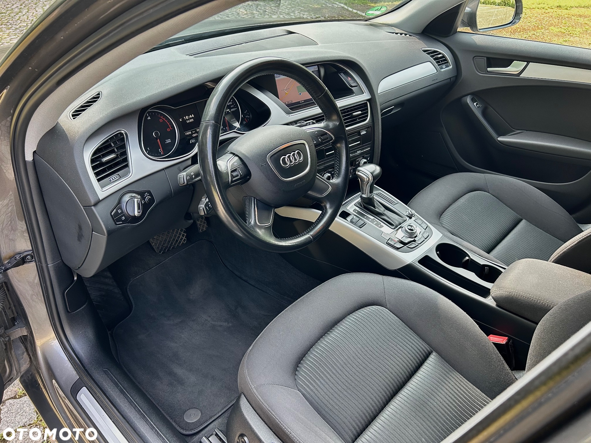 Audi A4 2.0 TDI clean diesel Multitronic - 9