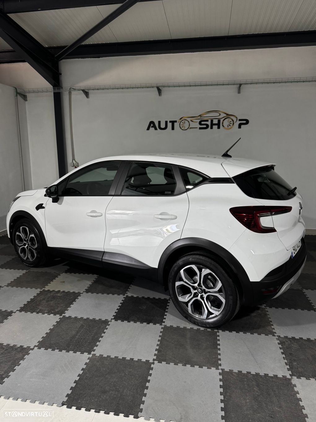 Renault Captur 1.0 TCe Exclusive Bi-Fuel - 28