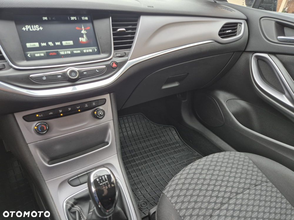 Opel Astra 1.4 T Dynamic - 5