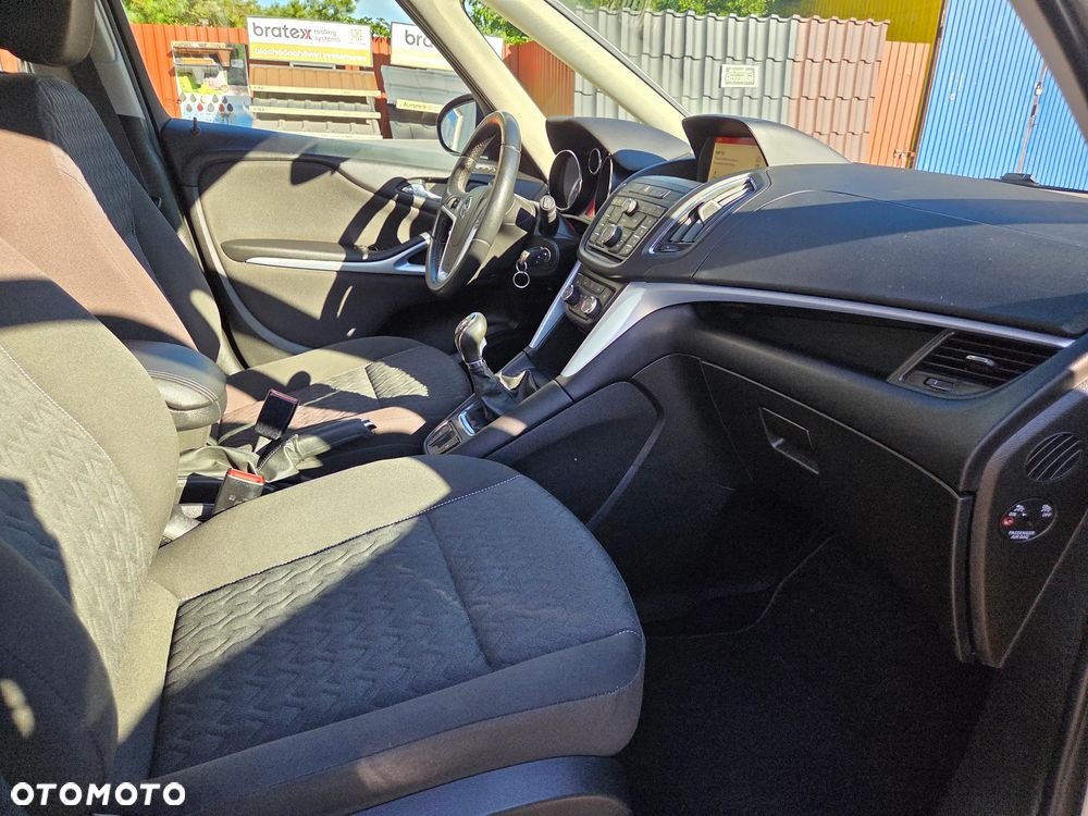 Opel Zafira Tourer 1.4 Turbo Active - 19