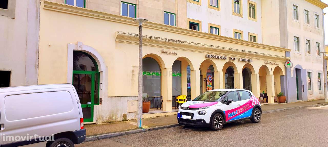 Padaria em Leiria, 250m² com Acessibilidade e Cozinha Equipada - Grande imagem: 2/15