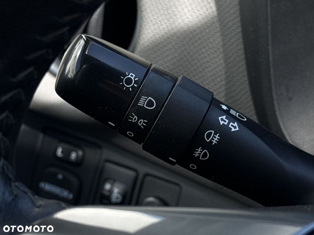 Toyota Yaris Hybrid 100 Premium - 20