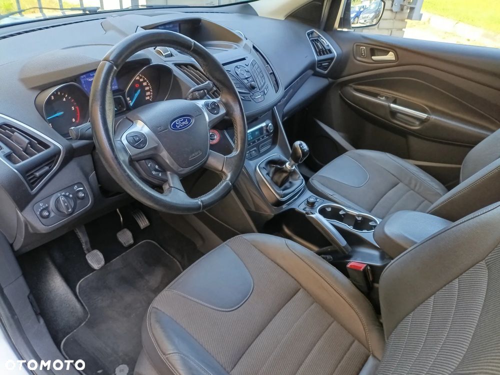 Ford Kuga 2.0 TDCi 4x4 Trend - 2