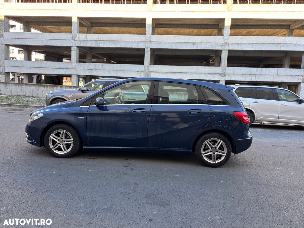 Mercedes-Benz B 180 CDI BlueEFFICIENCY - 5