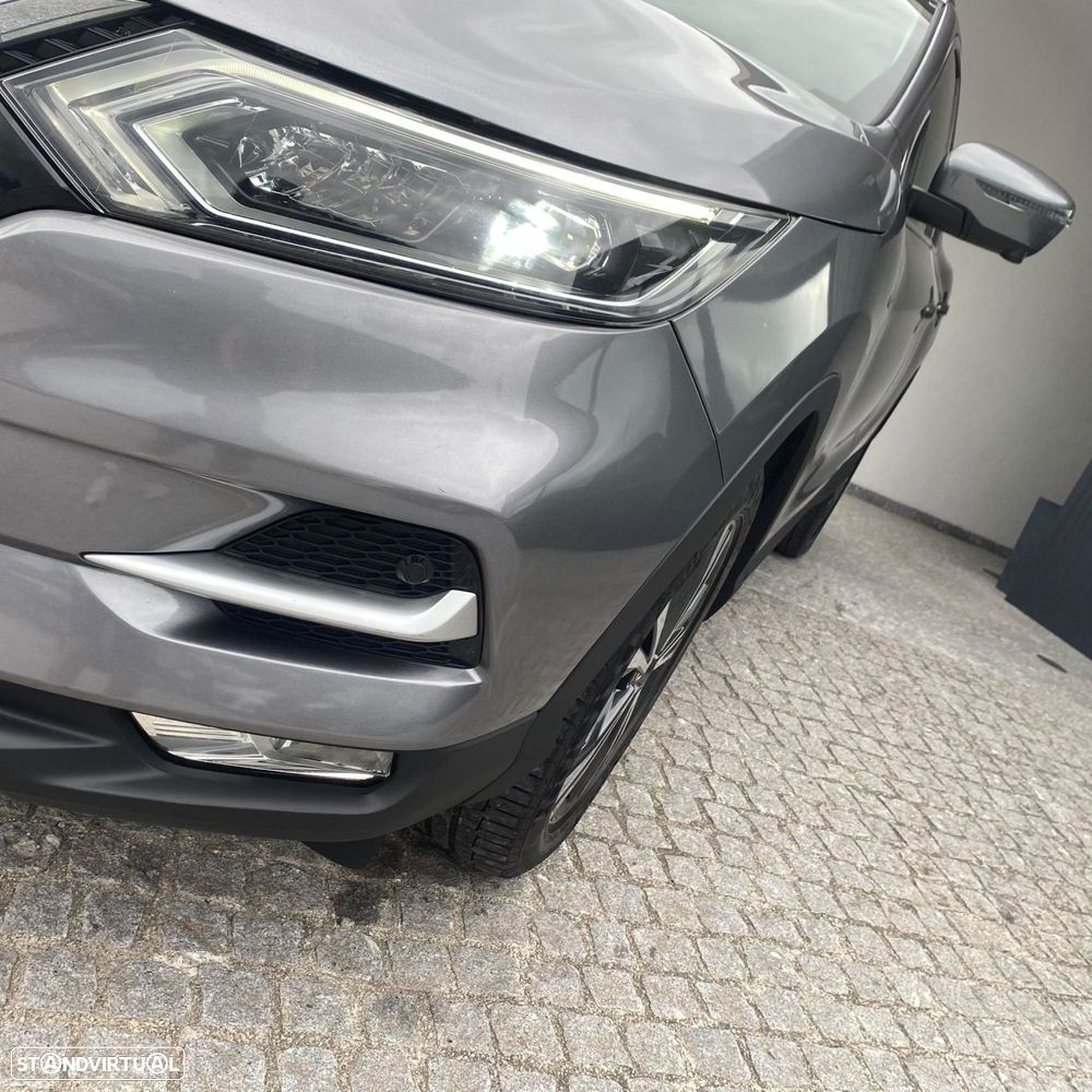 Nissan Qashqai 1.6 dCi N-Connecta Led Xtronic - 20