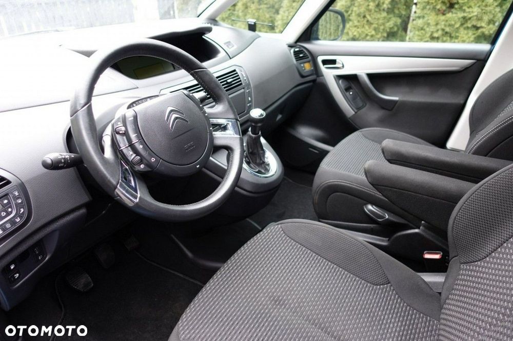 Citroën C4 Picasso - 11
